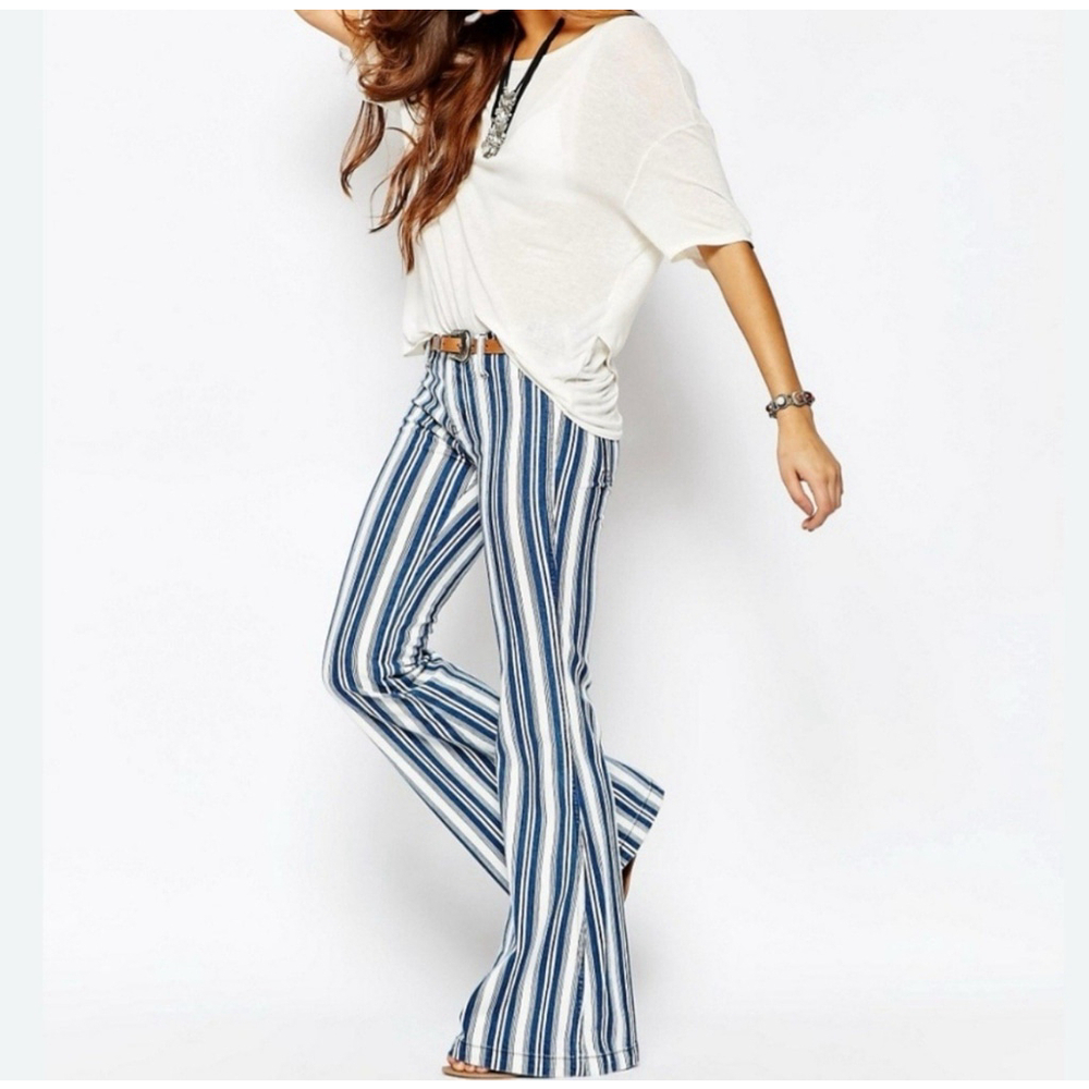 Free People 24 Jolene Hip Hugger Mid Rise Flare Jeans Railroad Stripe Blue White